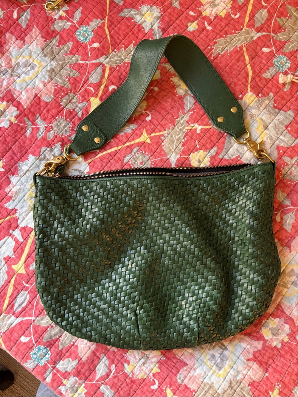Moyen Messenger Shoulder Bag in Green - Picture 3 of 8